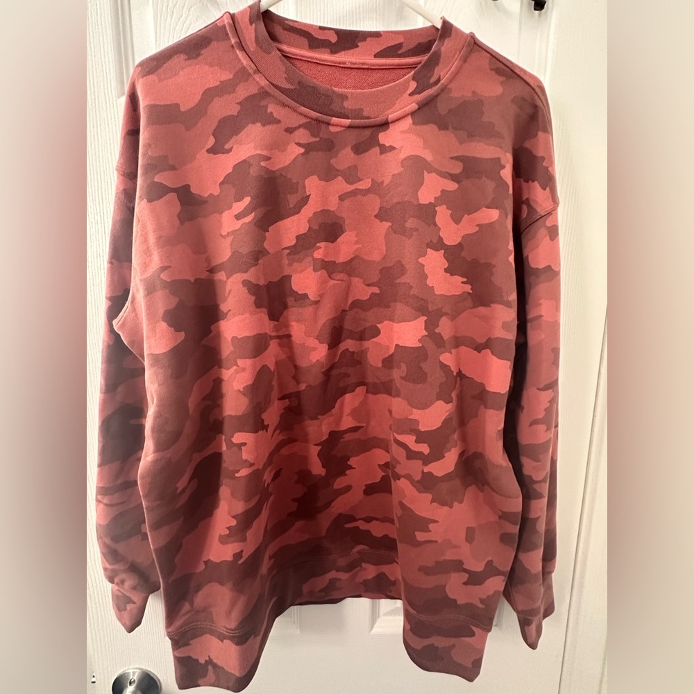 Lululemon Perfectly Oversized Crew- EUC- Heritage 365 Camo Brier Rose - Picture 5 of 8
